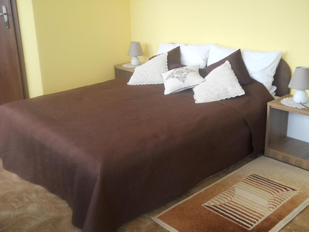 U Derca Apartman Gniezdzewo Kültér fotó
